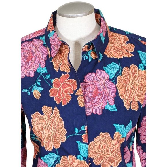 Chicos 2 Womens US Large 12 Button Up Top Floral No Iron Stain Shield Travel - Picture 3 of 7